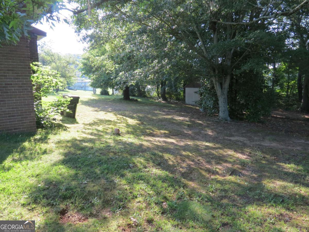 418 Wilbanks Street Property Photo 16