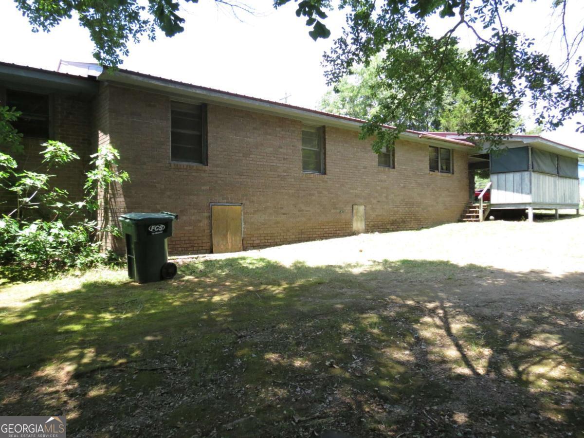 418 Wilbanks Street Property Photo 23