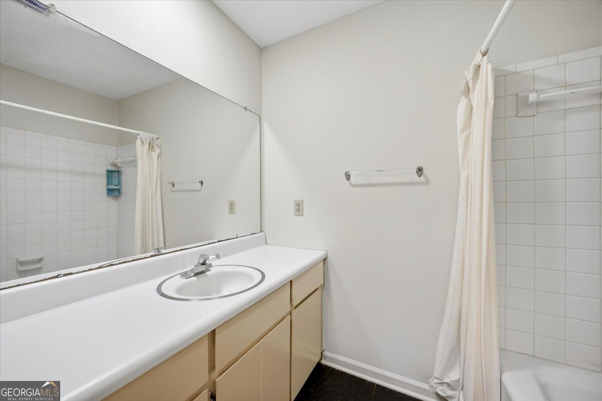 4950 Wellington Drive Property Photo 29