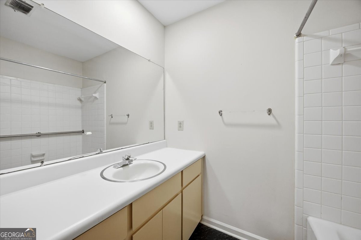 4950 Wellington Drive Property Photo 32