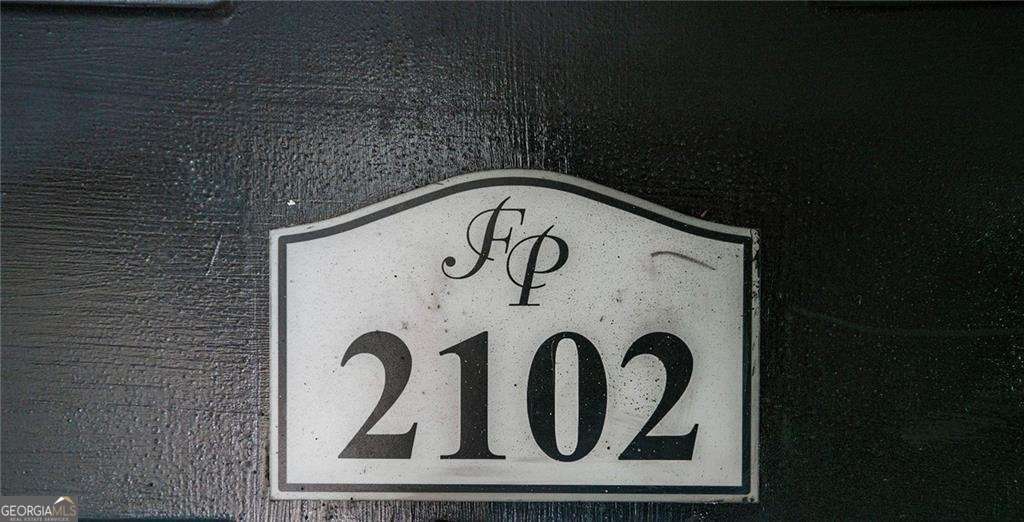2102 Par Three Way Property Photo 3