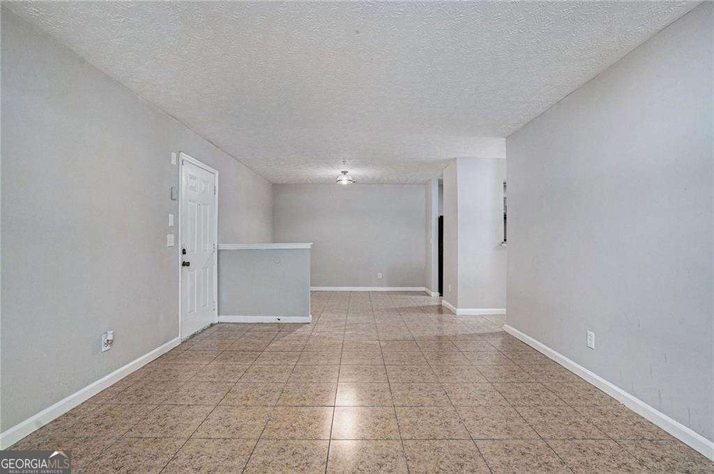 2102 Par Three Way Property Photo 4