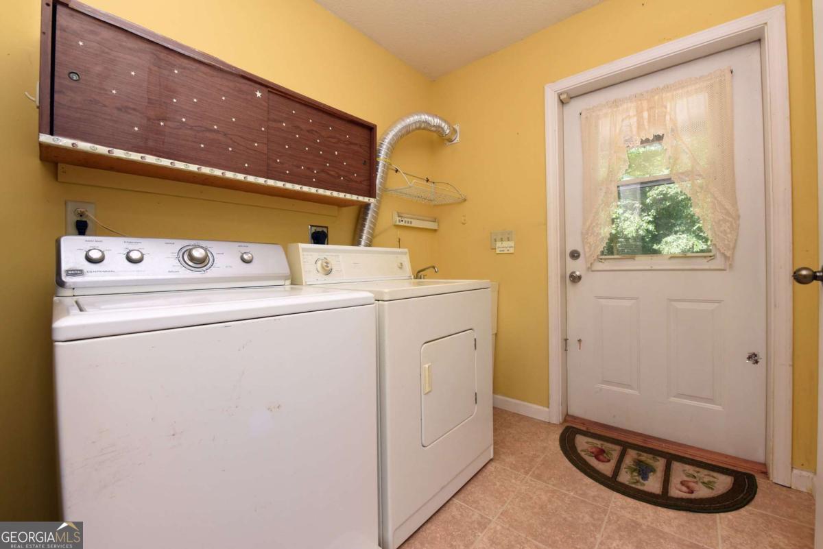 34 Summerhill Lane Property Photo 13