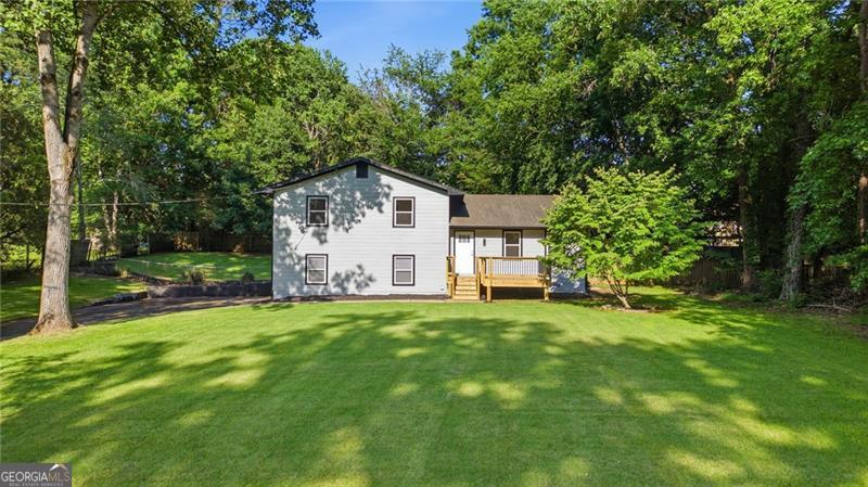 2420 Red Fox Run NW