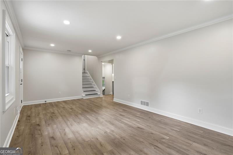 2420 Red Fox Run Nw Property Photo 4