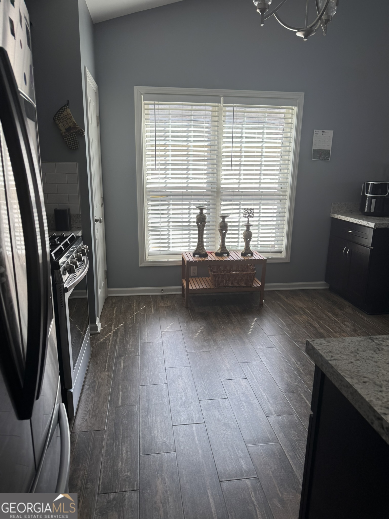 584 The Boulevard Property Photo 17