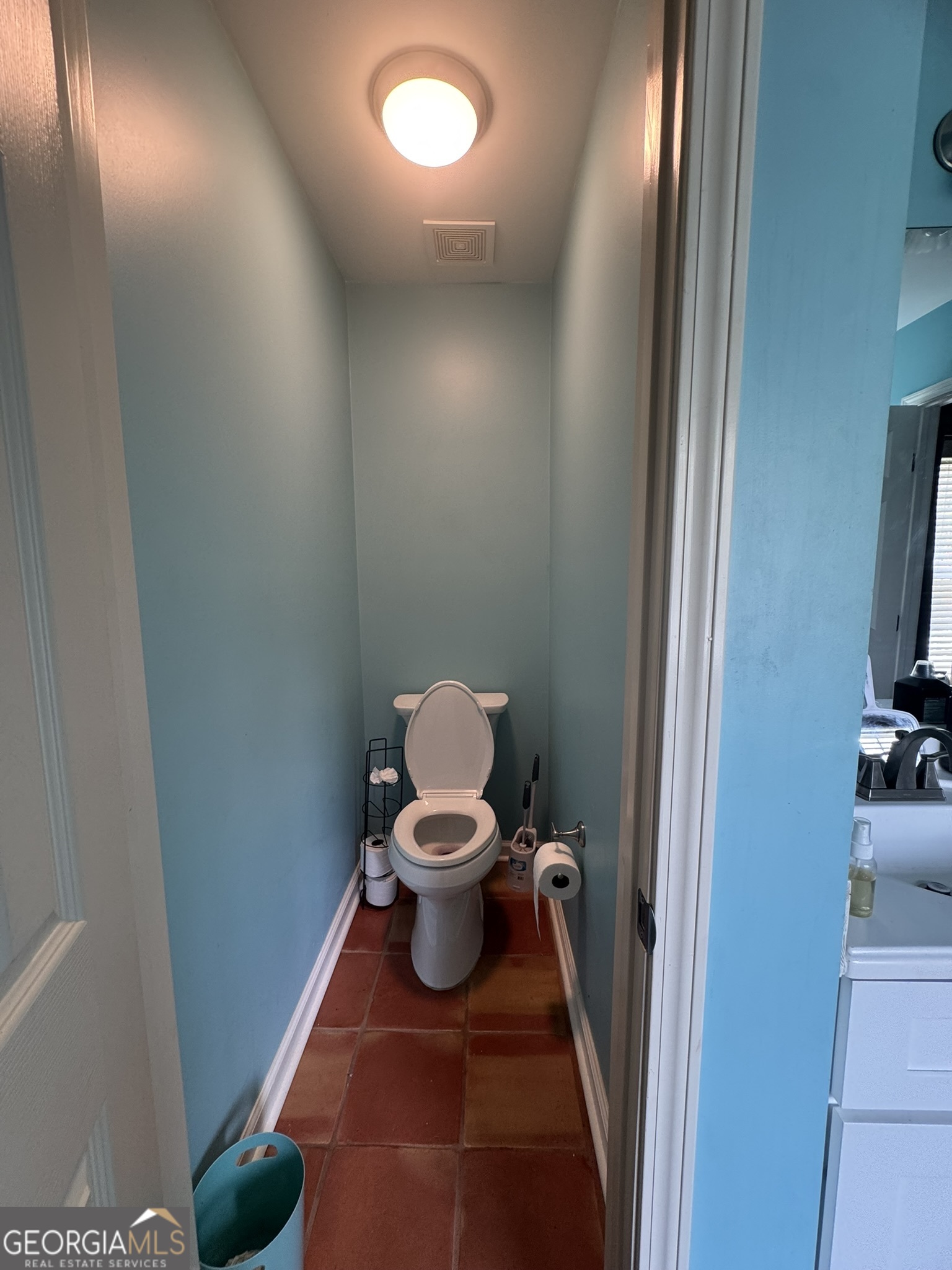 584 The Boulevard Property Photo 32