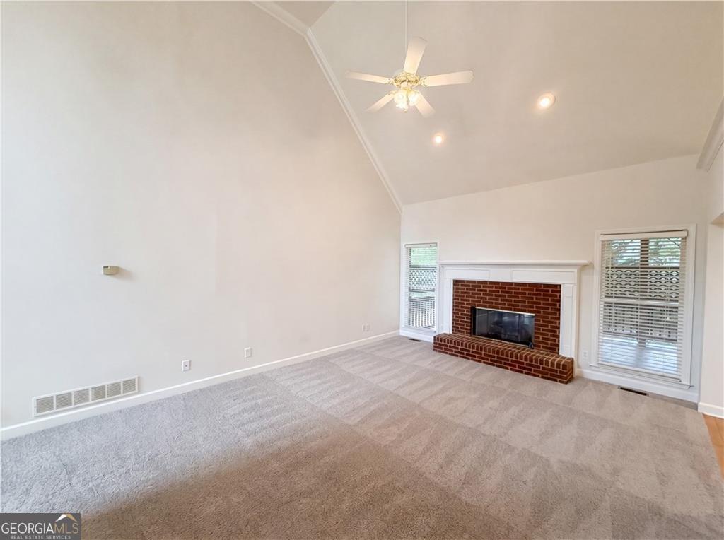 909 Mendenhall Way Property Photo 5