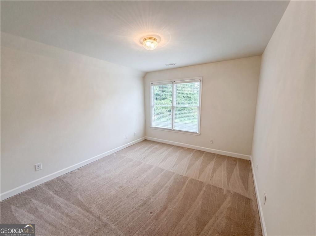 909 Mendenhall Way Property Photo 17