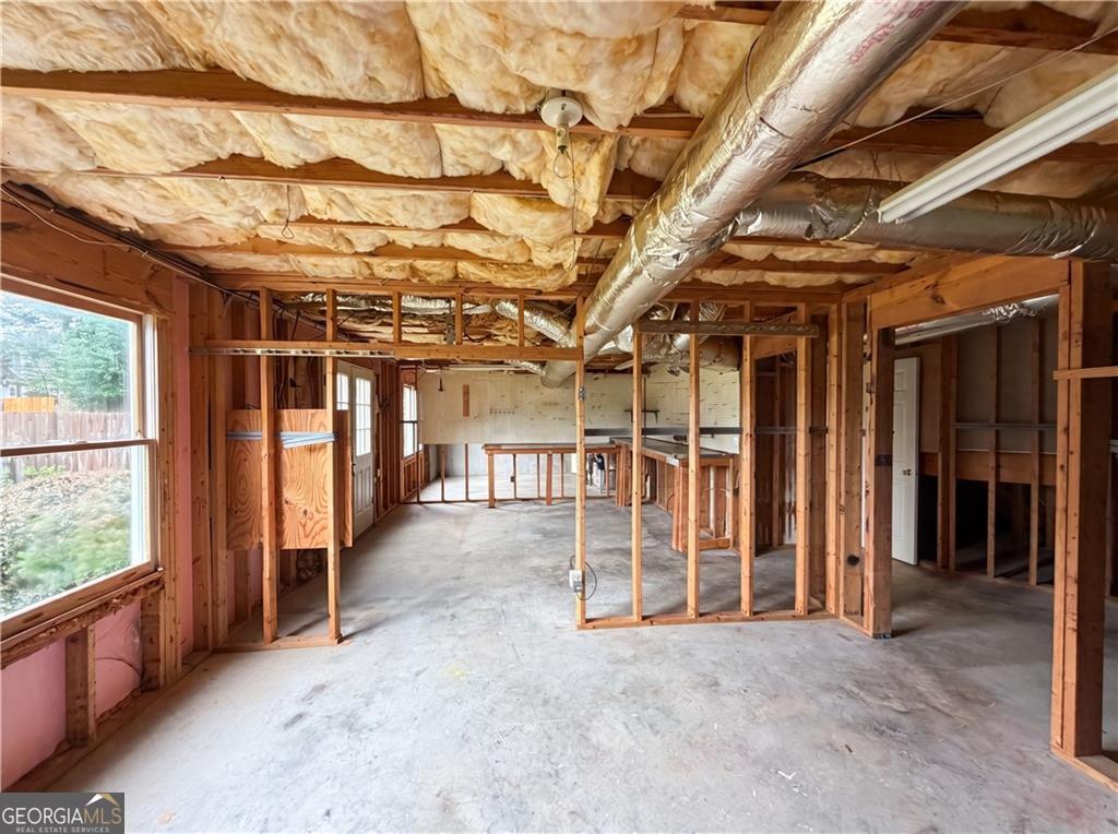 909 Mendenhall Way Property Photo 26
