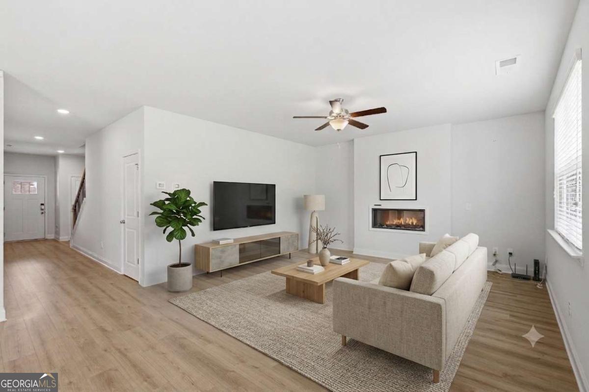 11 Dew Drop Lane Property Photo 2