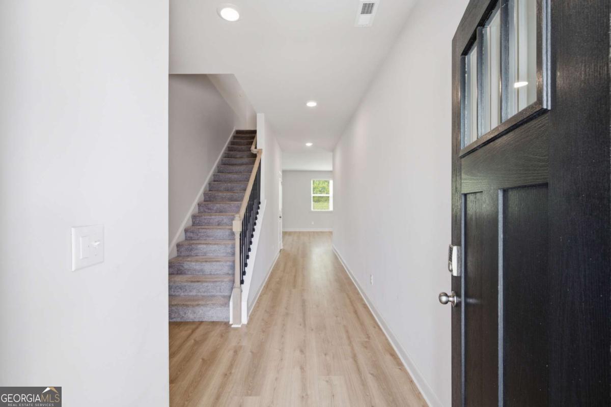 11 Dew Drop Lane Property Photo 7