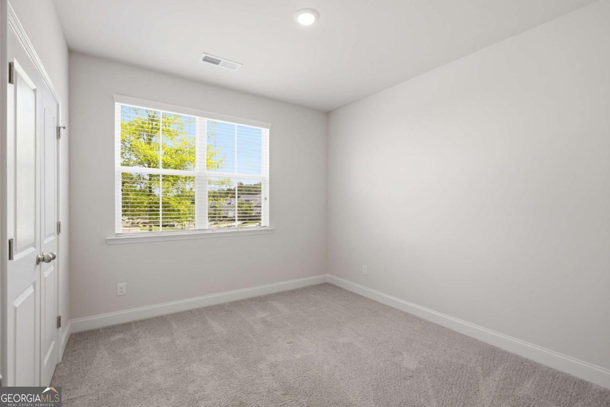 11 Dew Drop Lane Property Photo 18