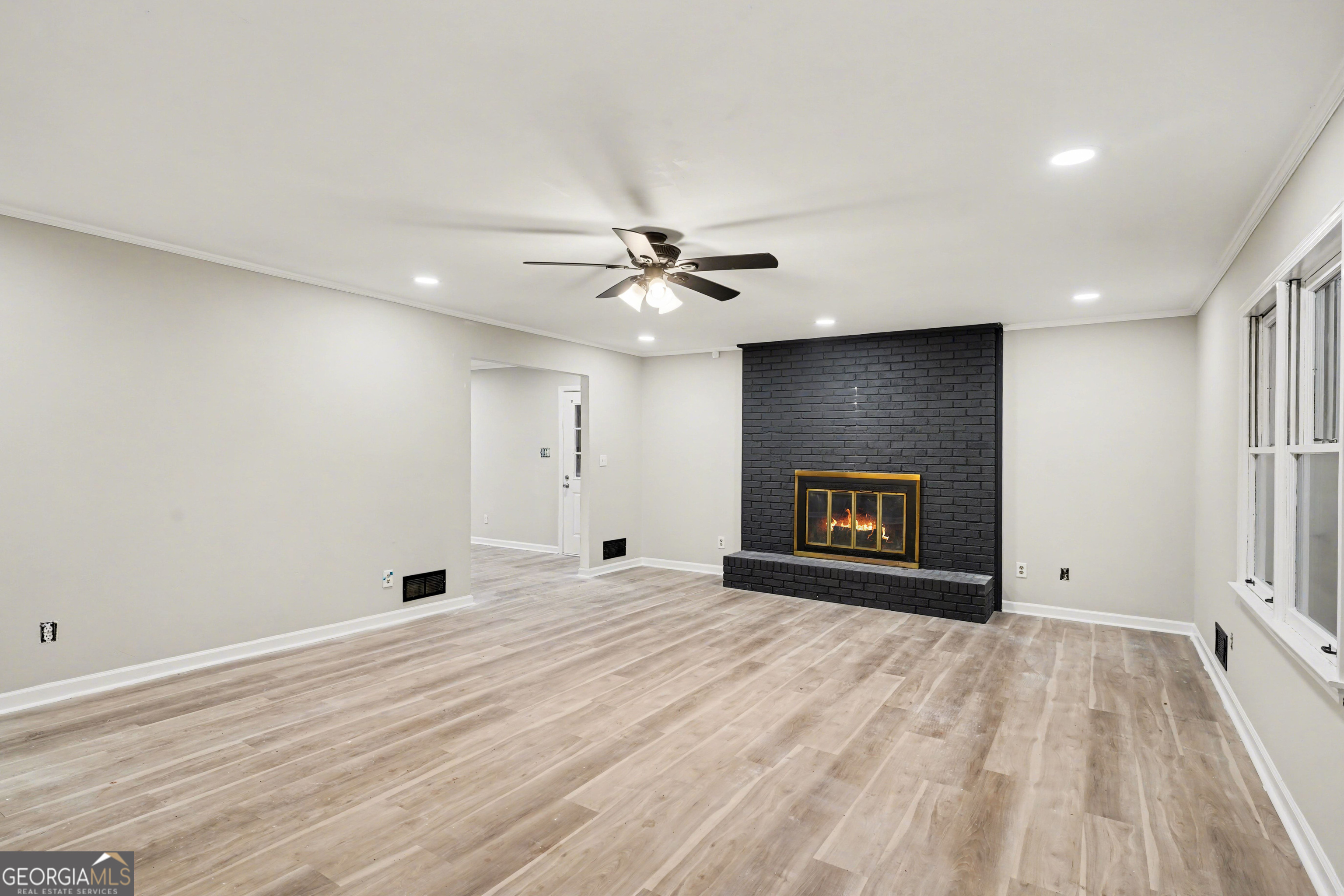 582 Highway 81 W Property Photo 5