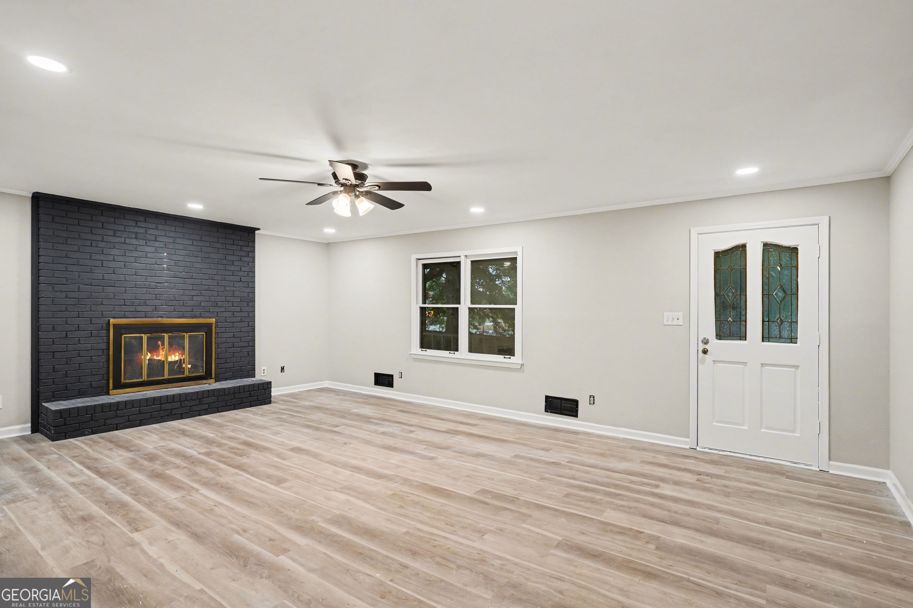 582 Highway 81 W Property Photo 6