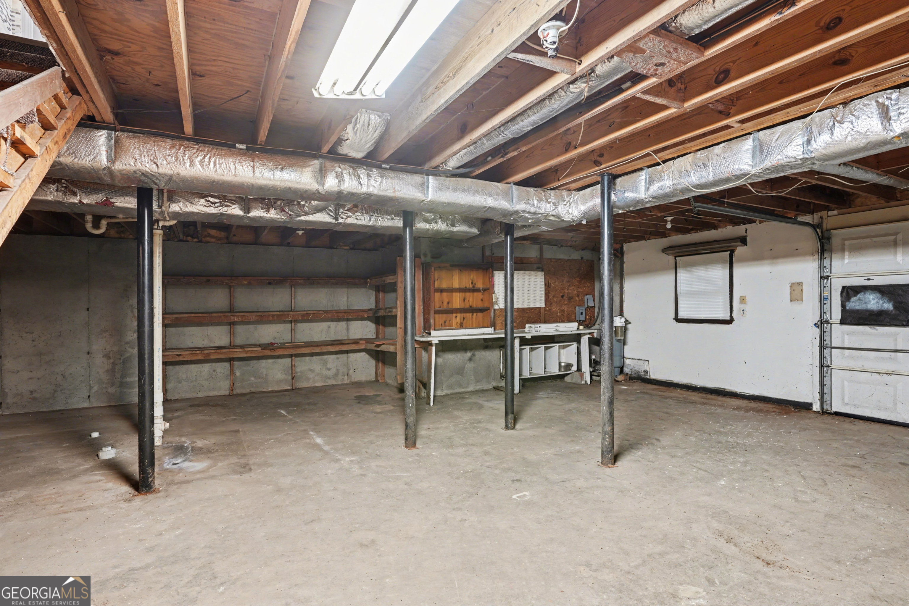 582 Highway 81 W Property Photo 21
