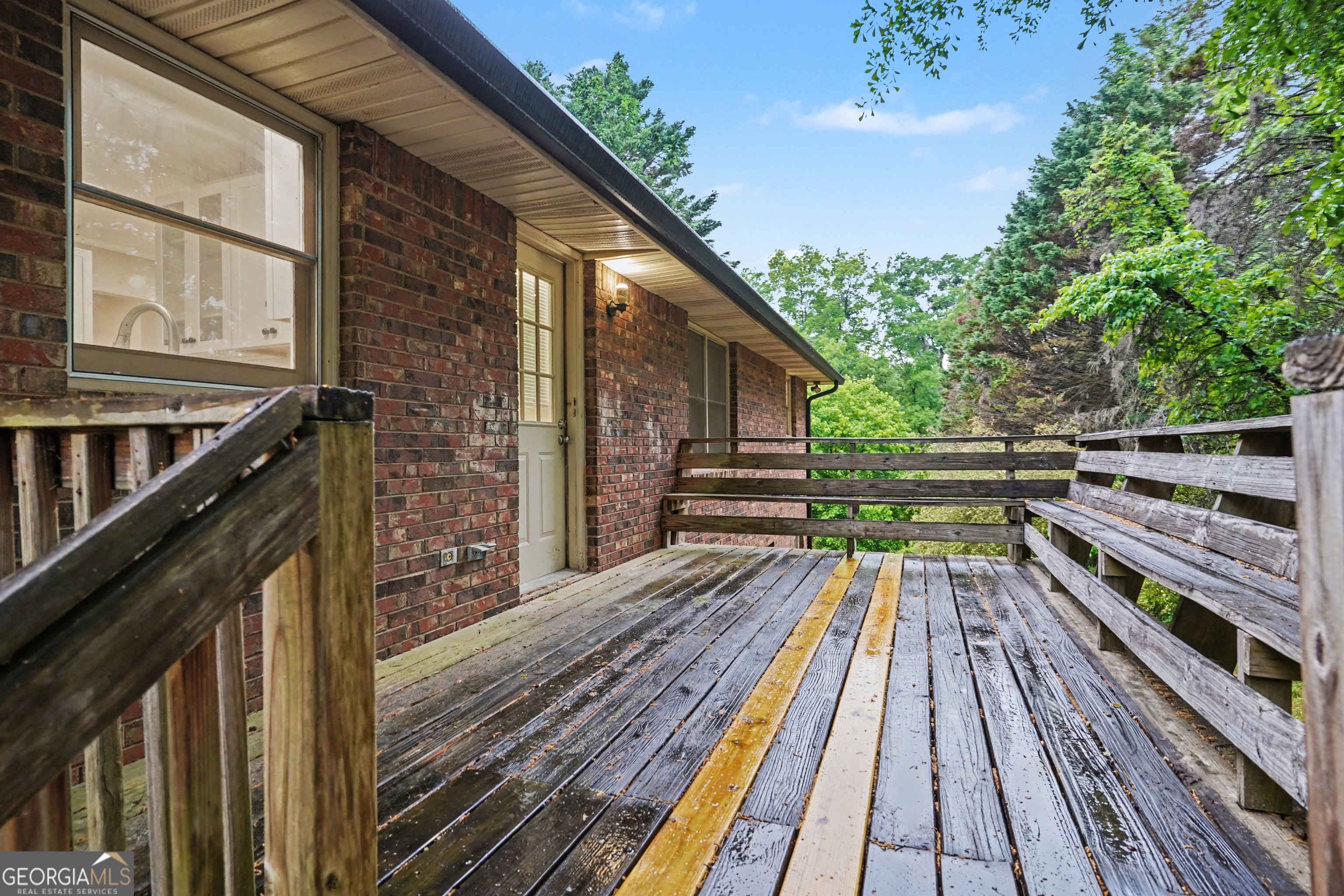 582 Highway 81 W Property Photo 24