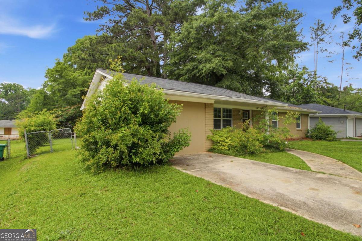 2343 Deer Pass Way Property Photo 2