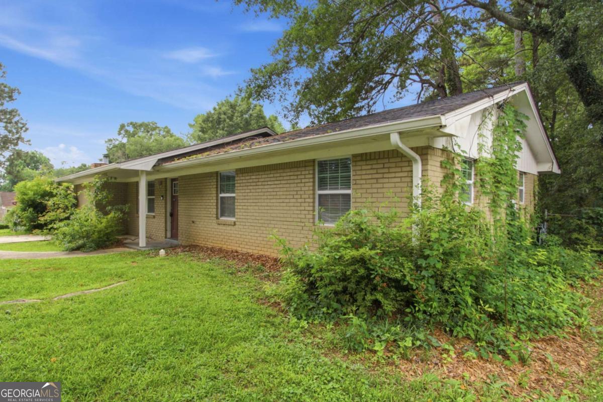 2343 Deer Pass Way Property Photo 3