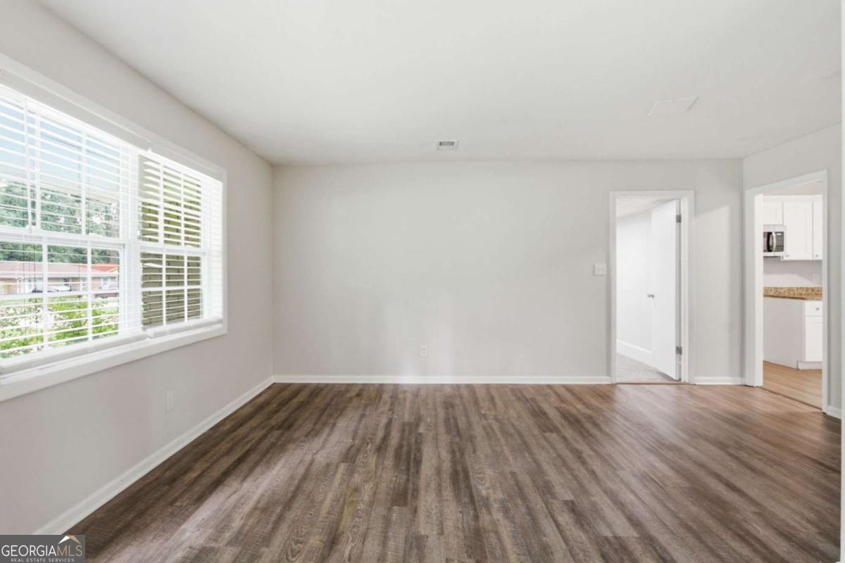 2343 Deer Pass Way Property Photo 4