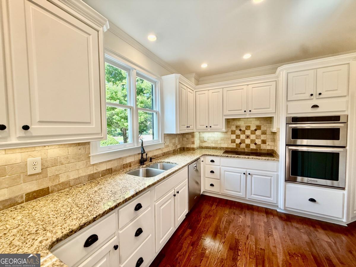 7605 Wentworth Drive Property Photo 18