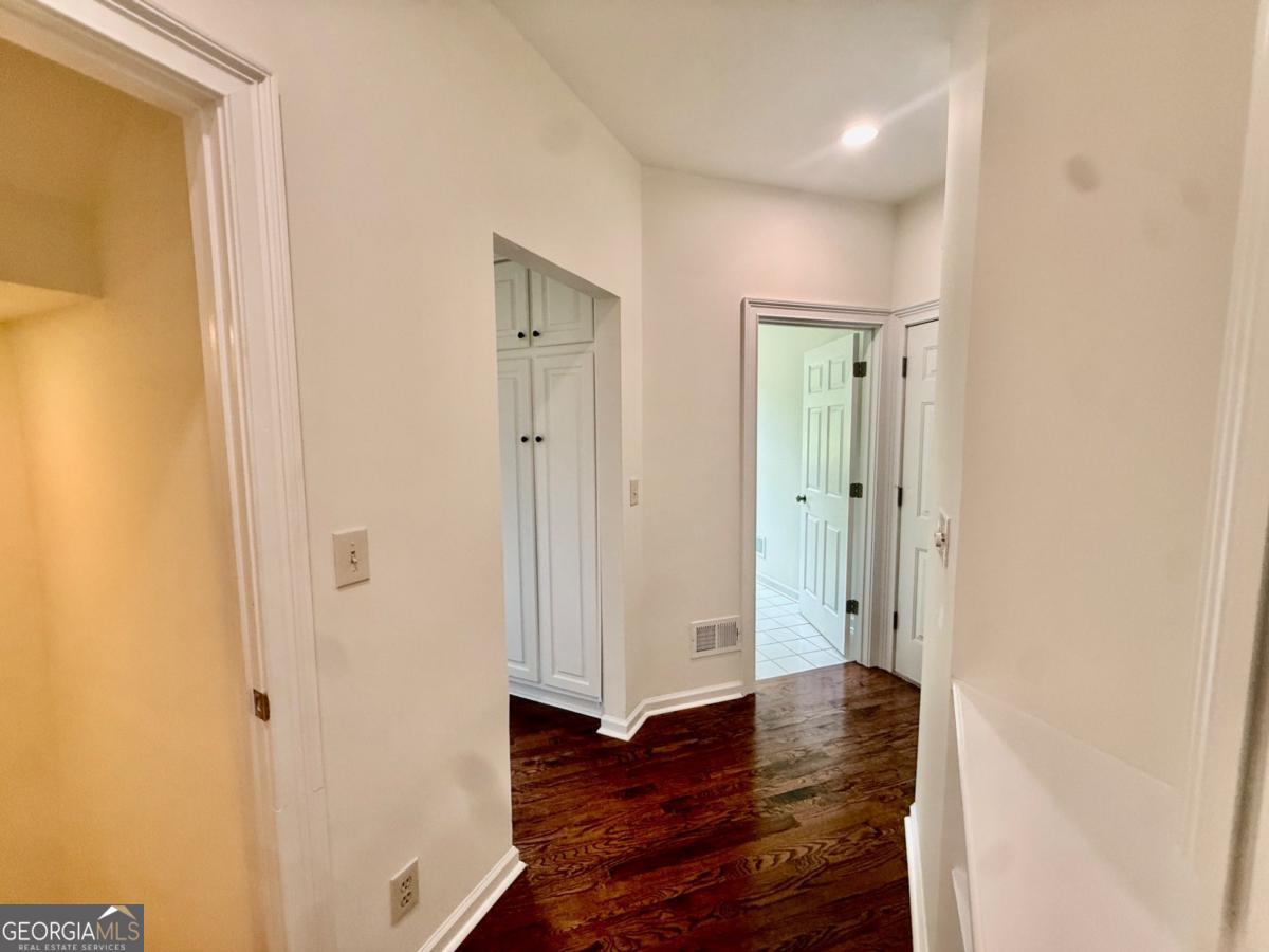 7605 Wentworth Drive Property Photo 21