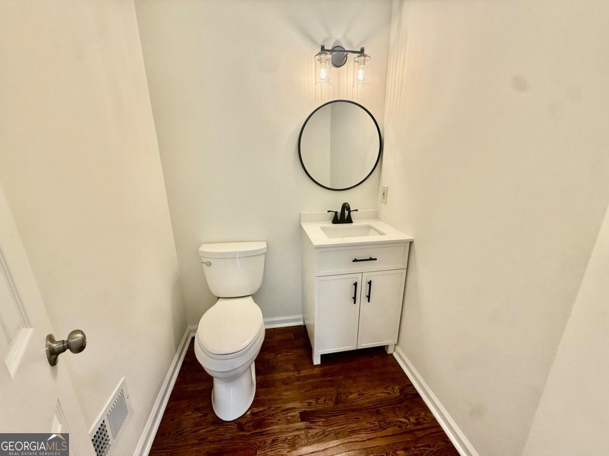 7605 Wentworth Drive Property Photo 23
