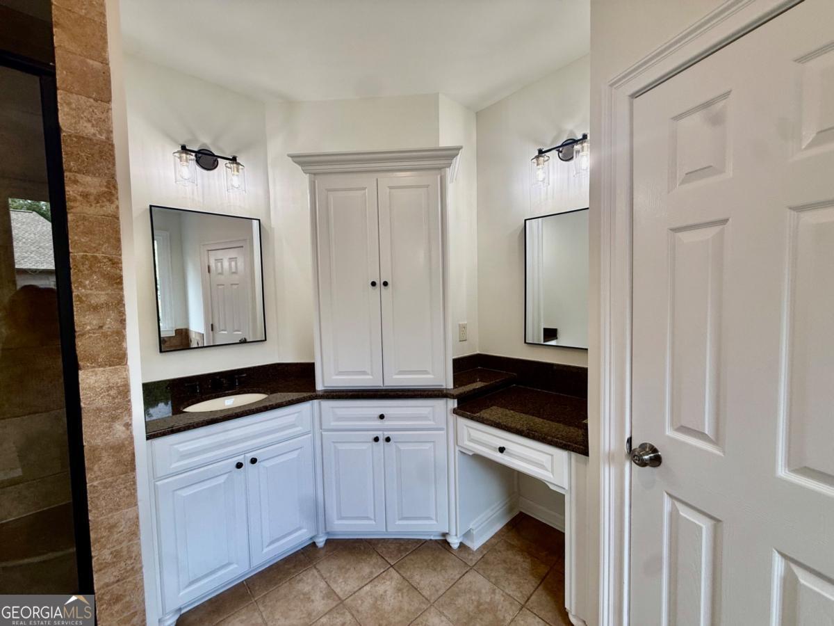 7605 Wentworth Drive Property Photo 27
