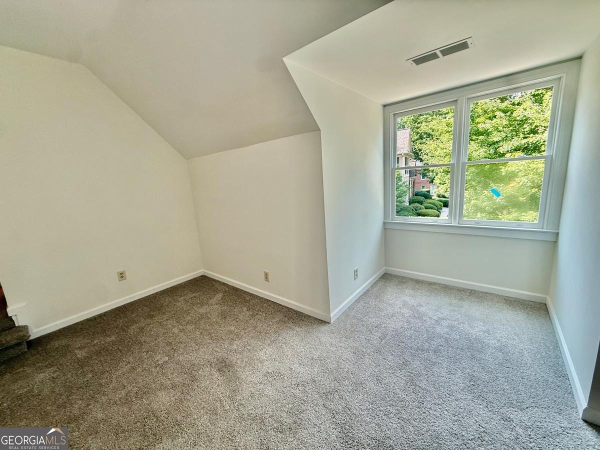 7605 Wentworth Drive Property Photo 40