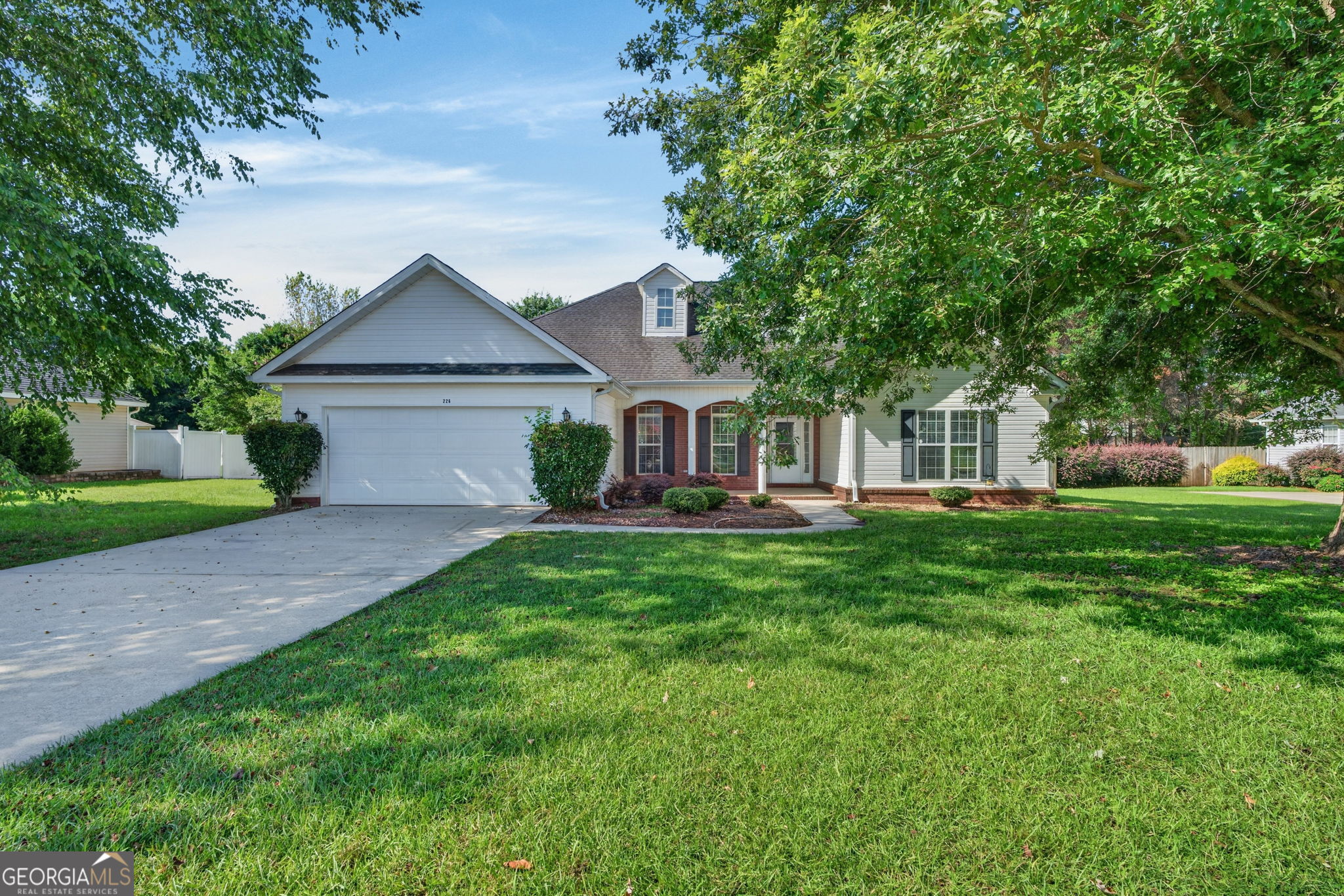 226 Spring Chase Circle Property Photo 1