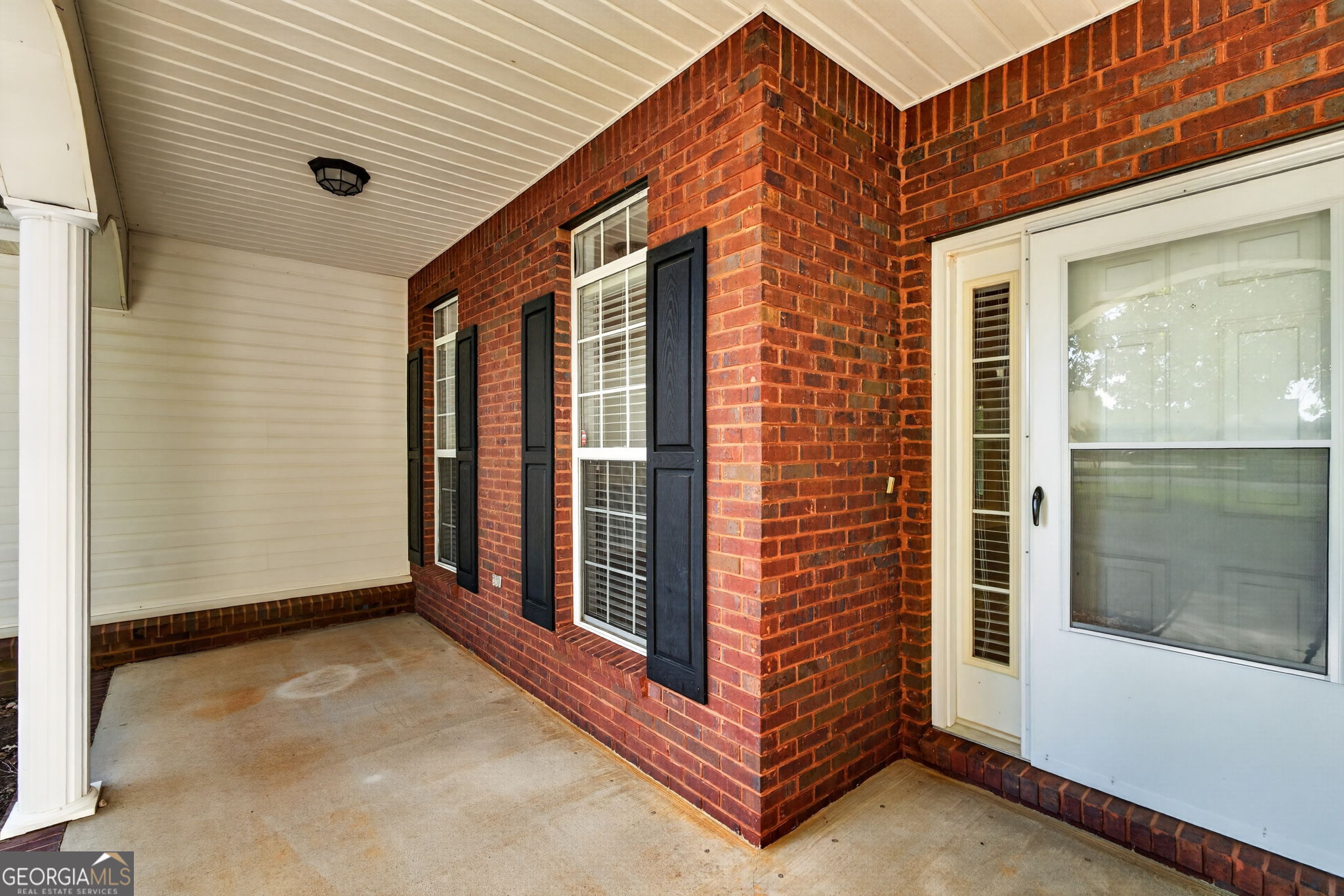 226 Spring Chase Circle Property Photo 5