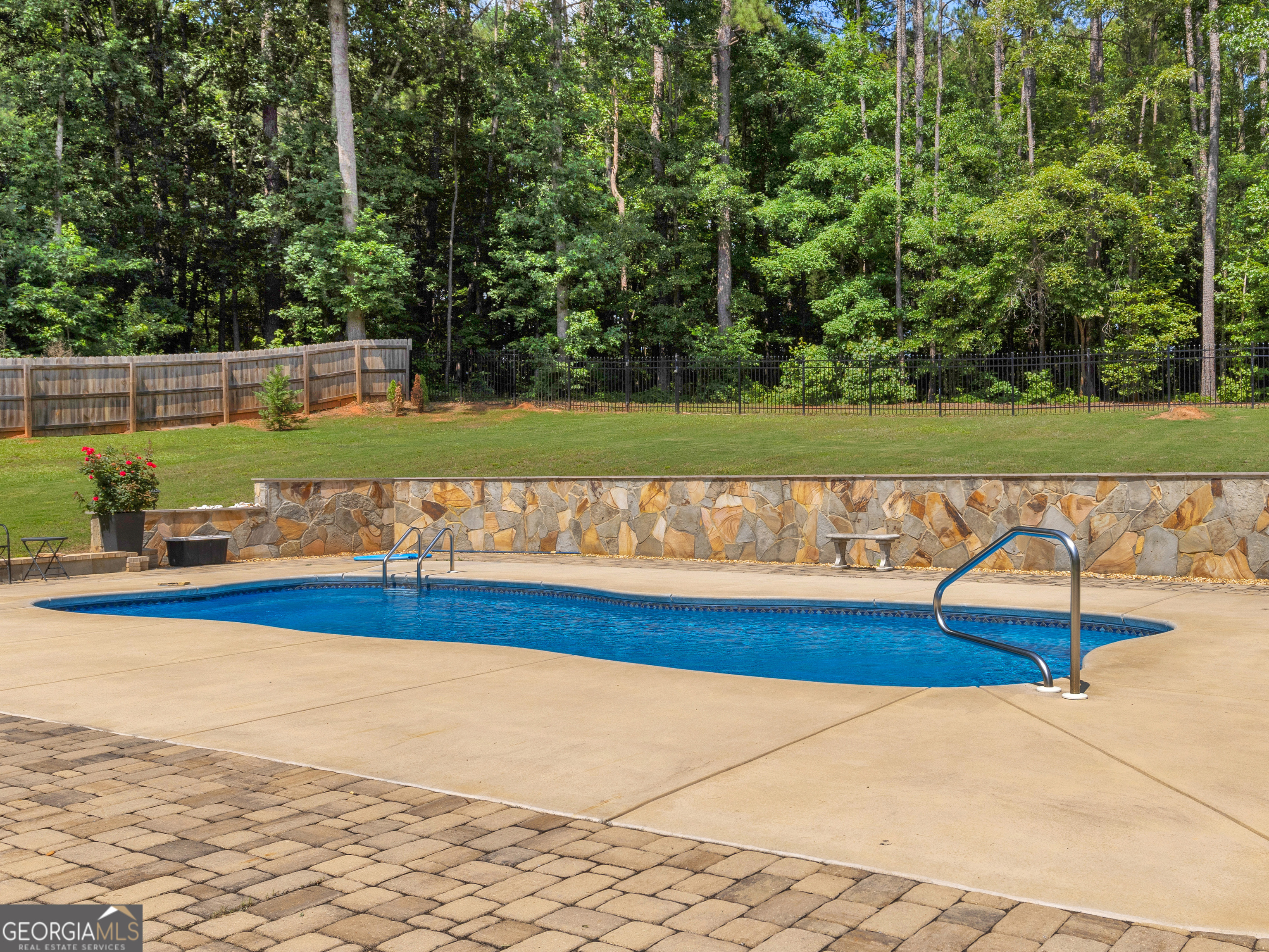 146 Aubree Way Property Photo 2