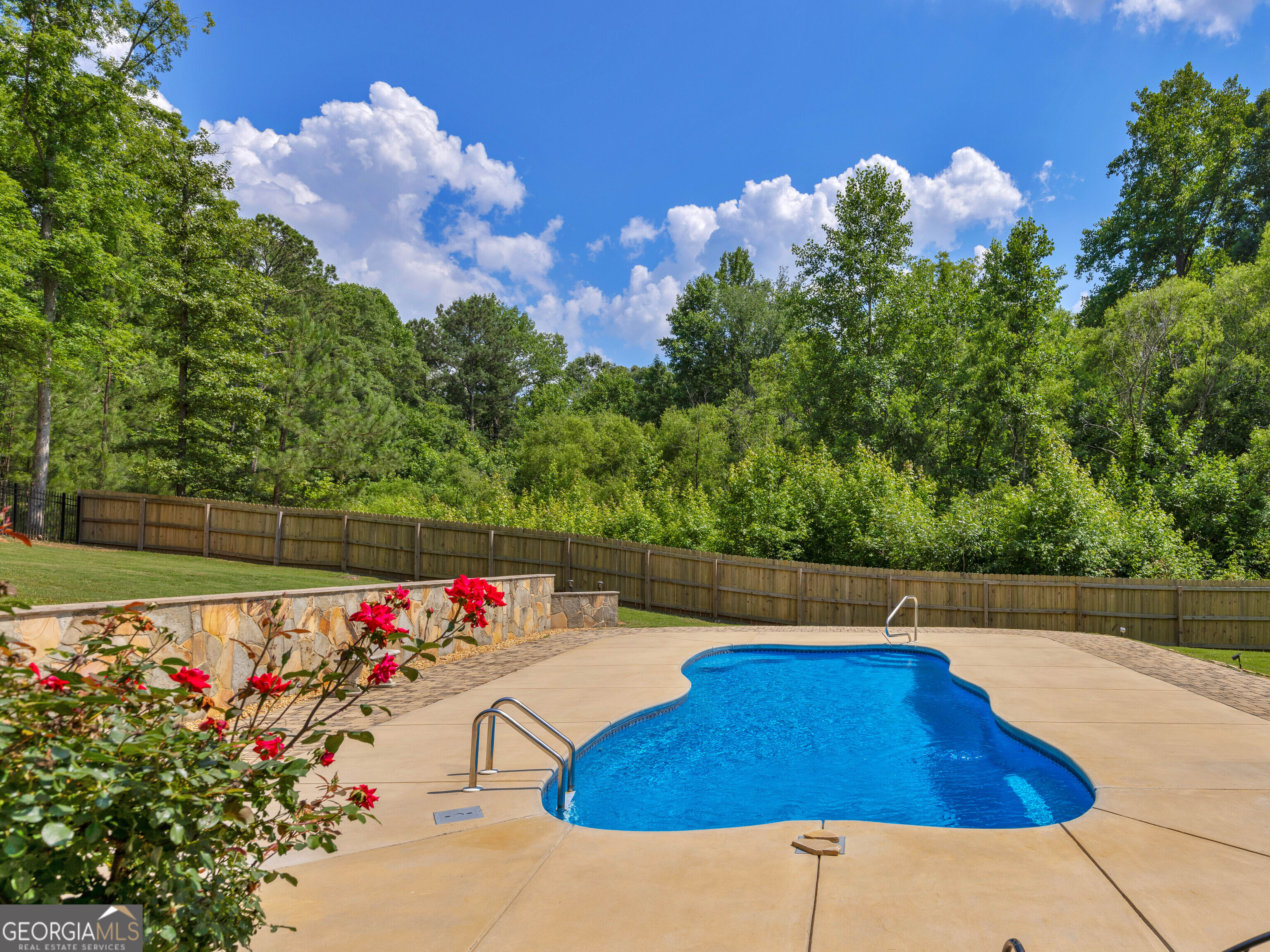 146 Aubree Way Property Photo 6