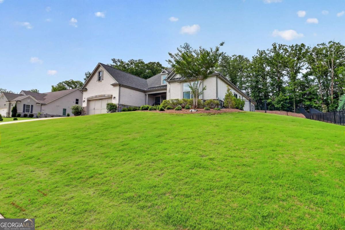 52 Vandiver Court Property Photo 8