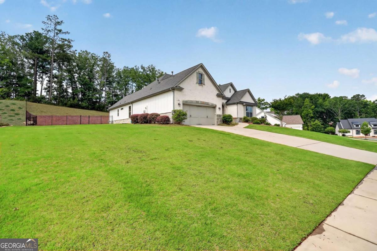 52 Vandiver Court Property Photo 9