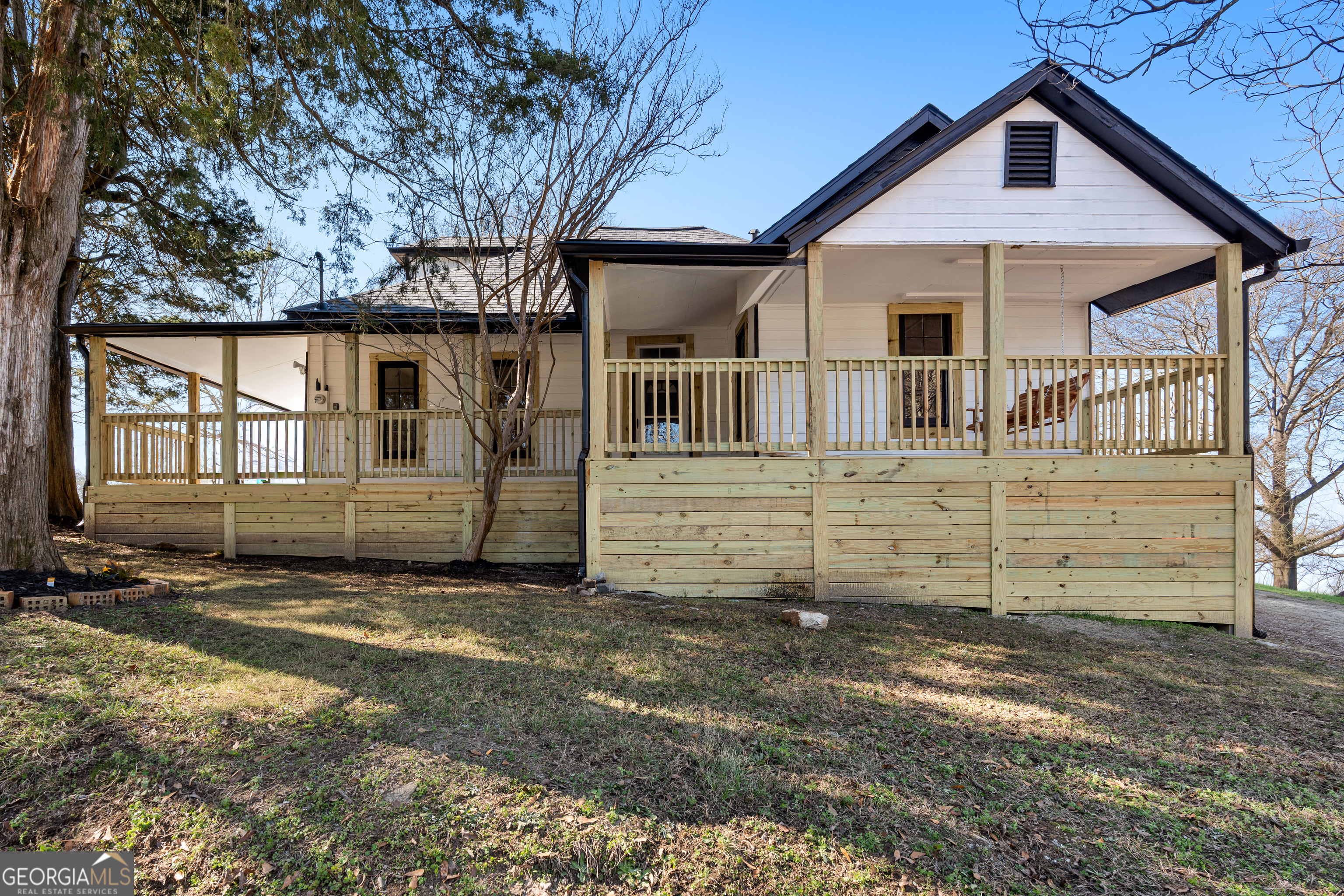8211 Colquitt Street Property Photo 1
