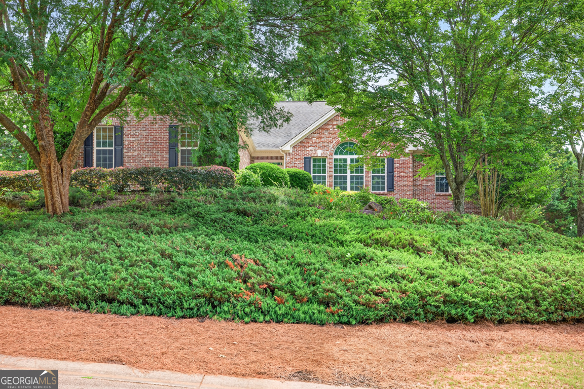 28 Montvale Drive Property Photo 1