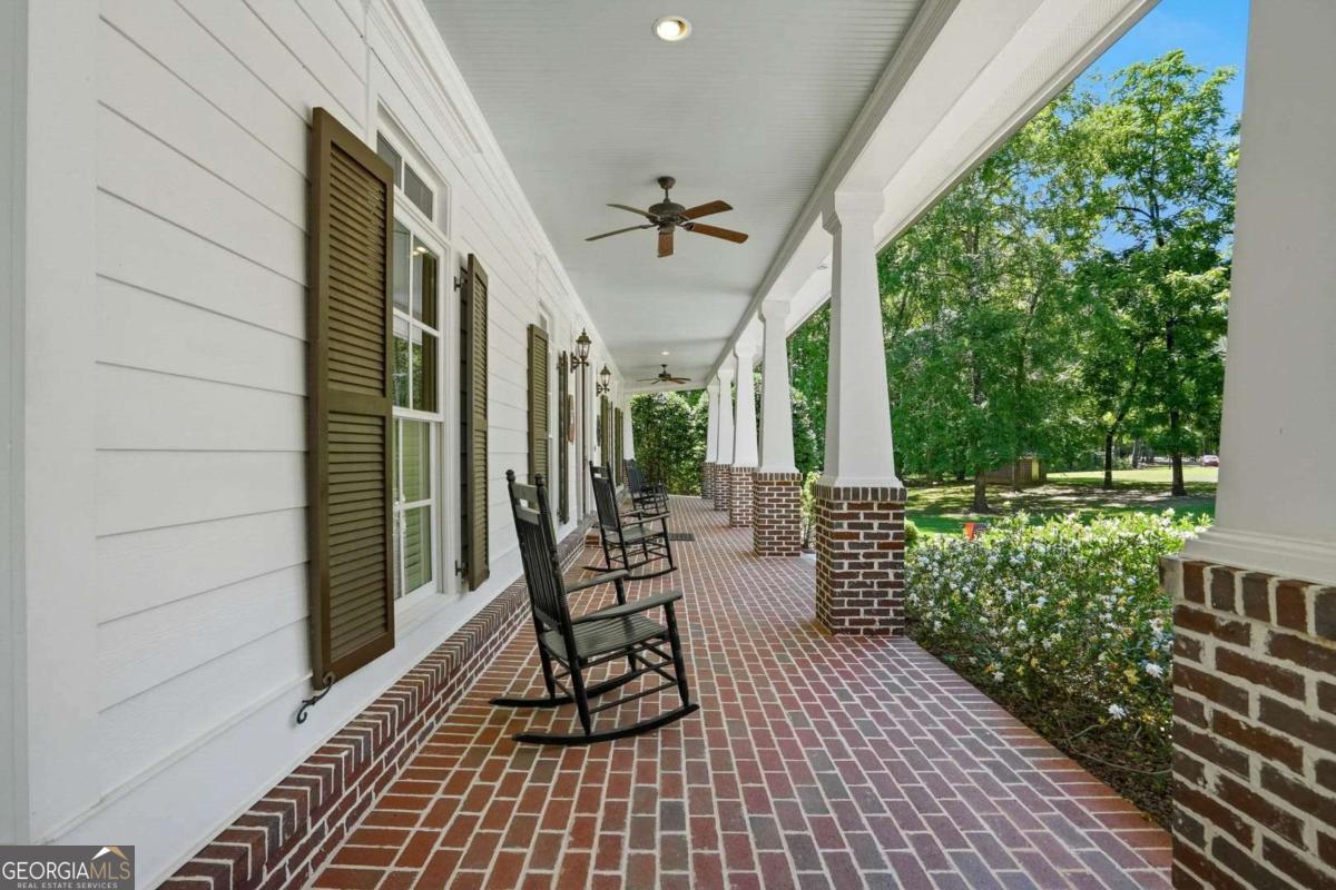 1061 River Farm Run Property Photo 5