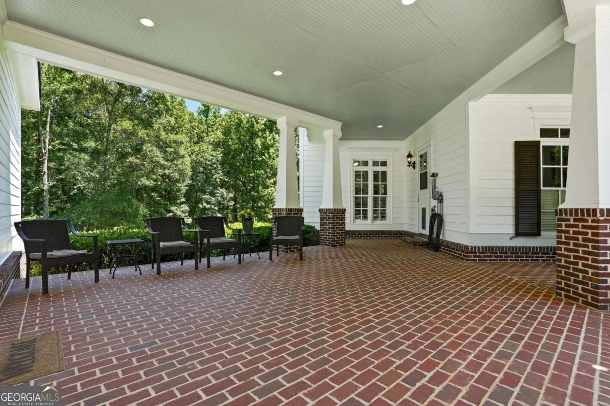 1061 River Farm Run Property Photo 6