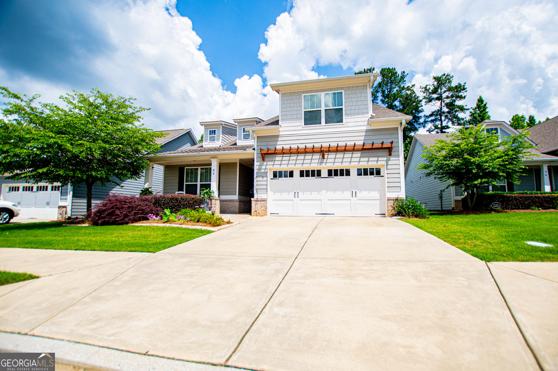 82 Champions Crossing Property Photo 4