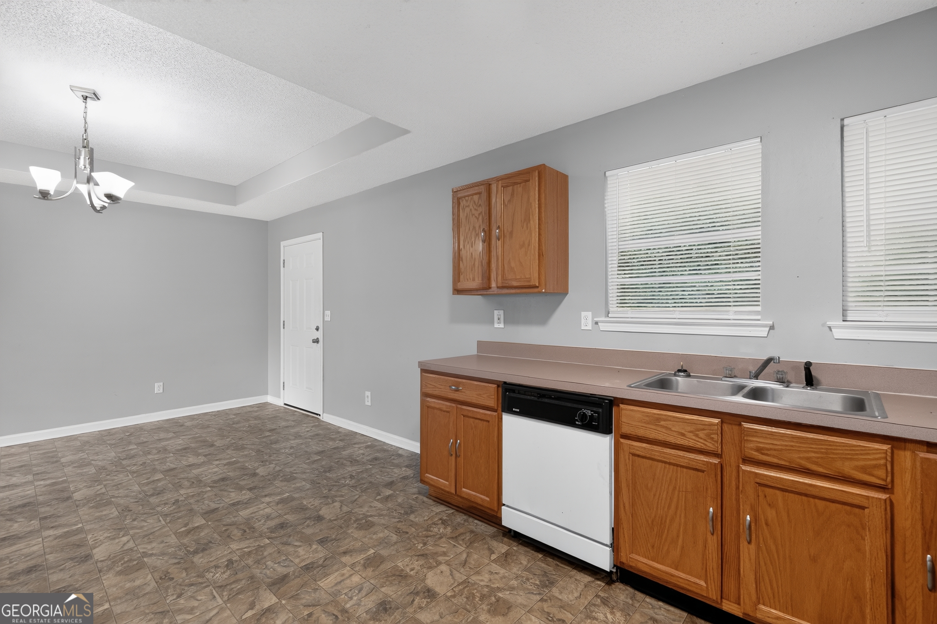 7830 Poppy Drive Property Photo 11