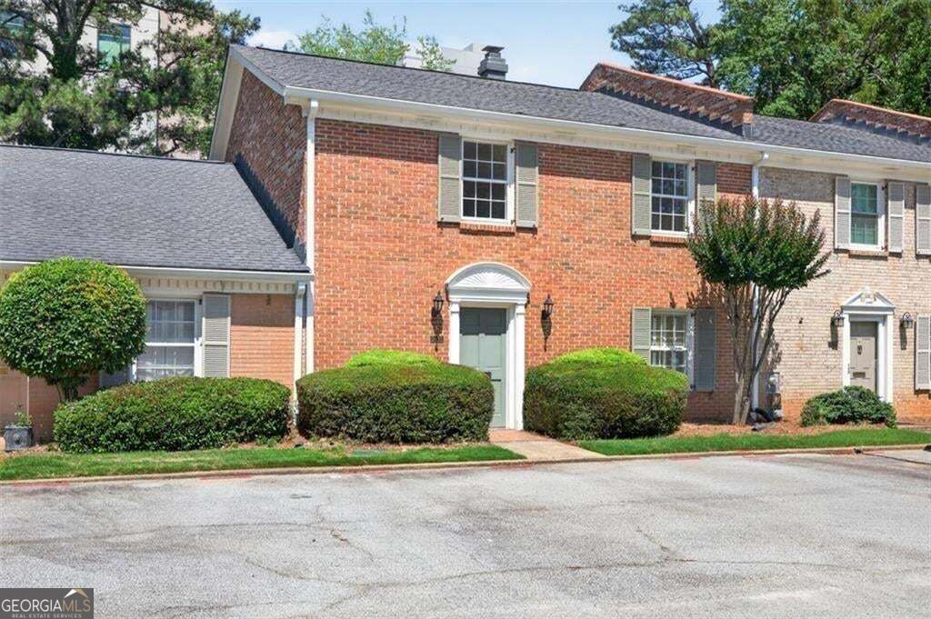 1631 Executive Park Lane Ne Property Photo 1