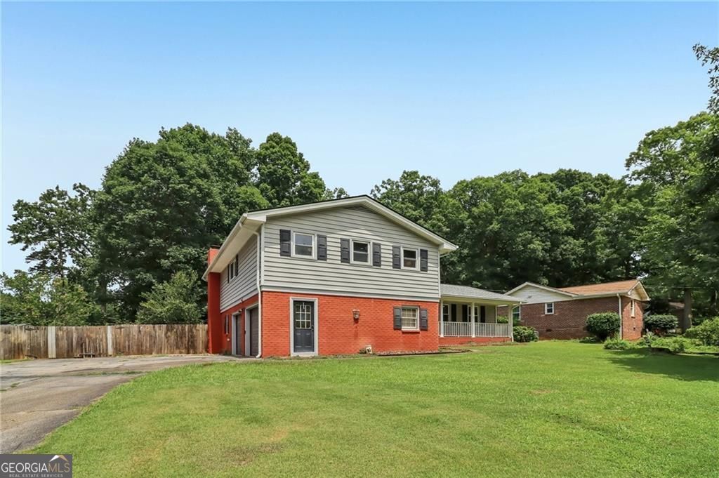 2040 Old Concord Drive Se Property Photo 9