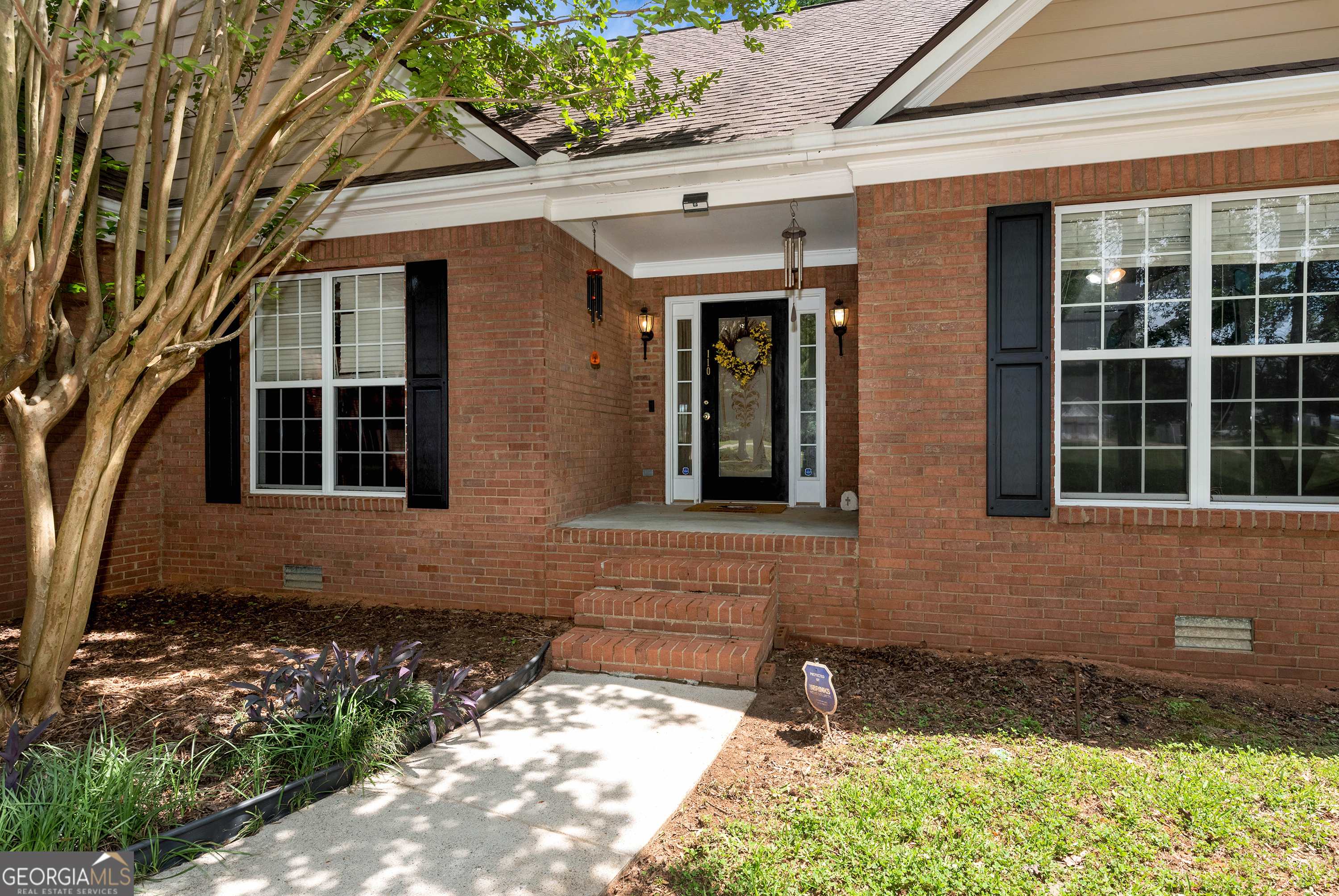 110 Dunbar Place Property Photo 2