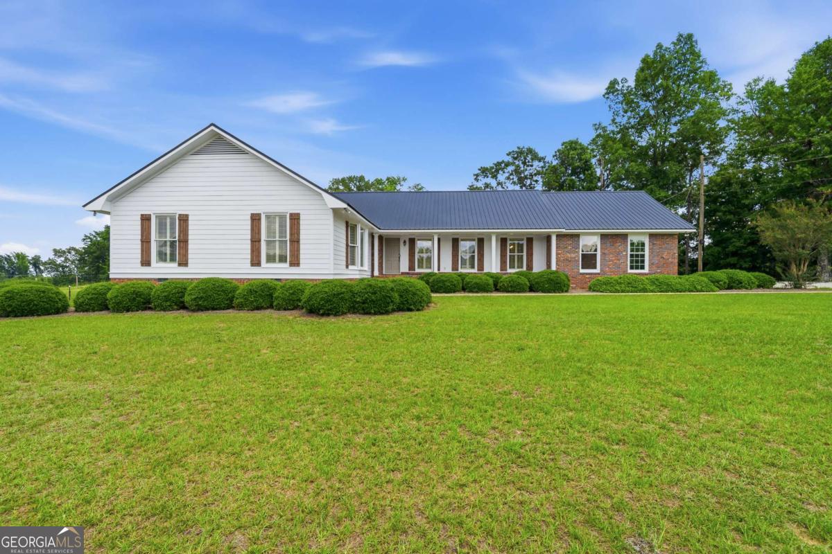 390 Dedrick Road Property Photo 1