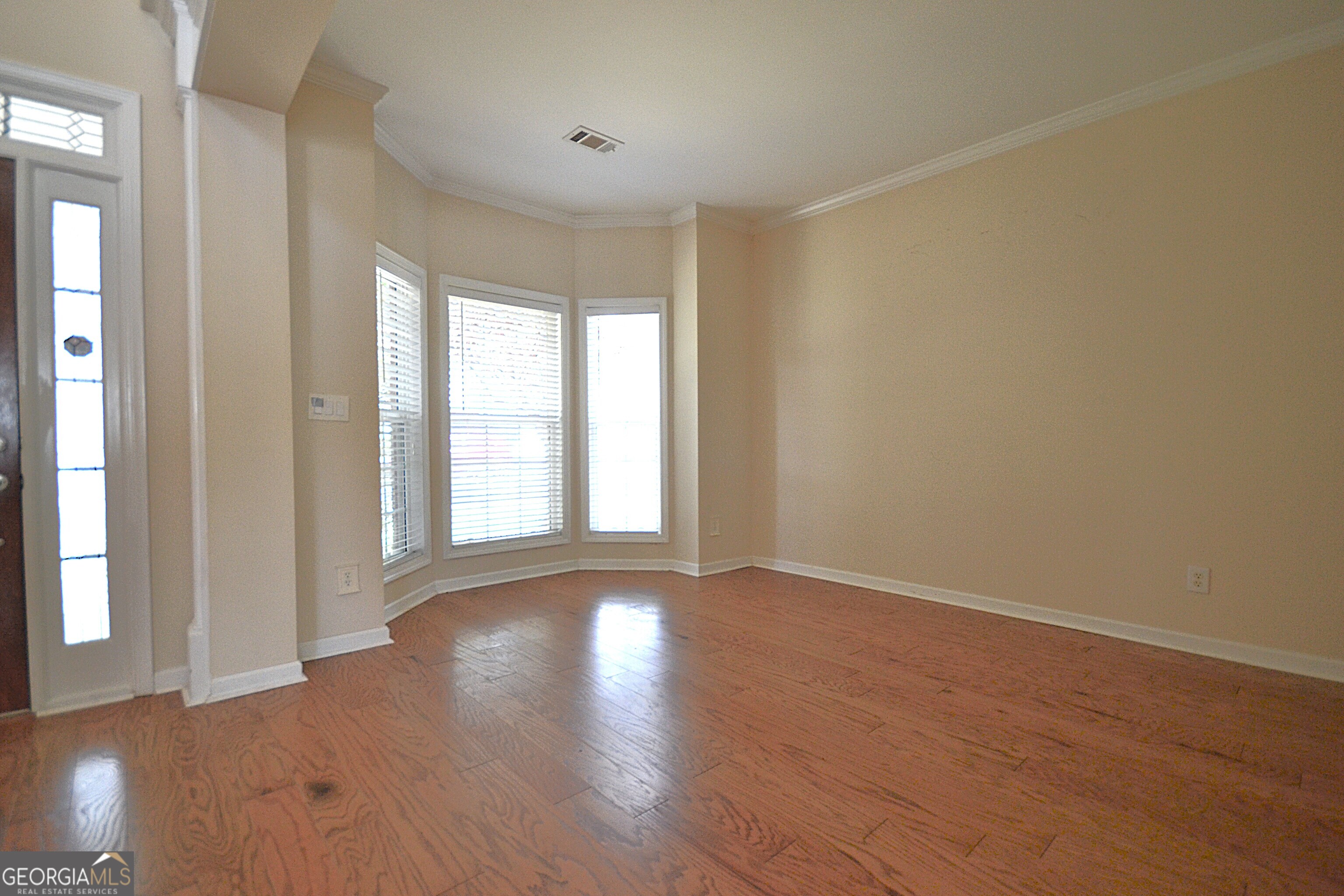 4593 Elsinore Circle Property Photo 7