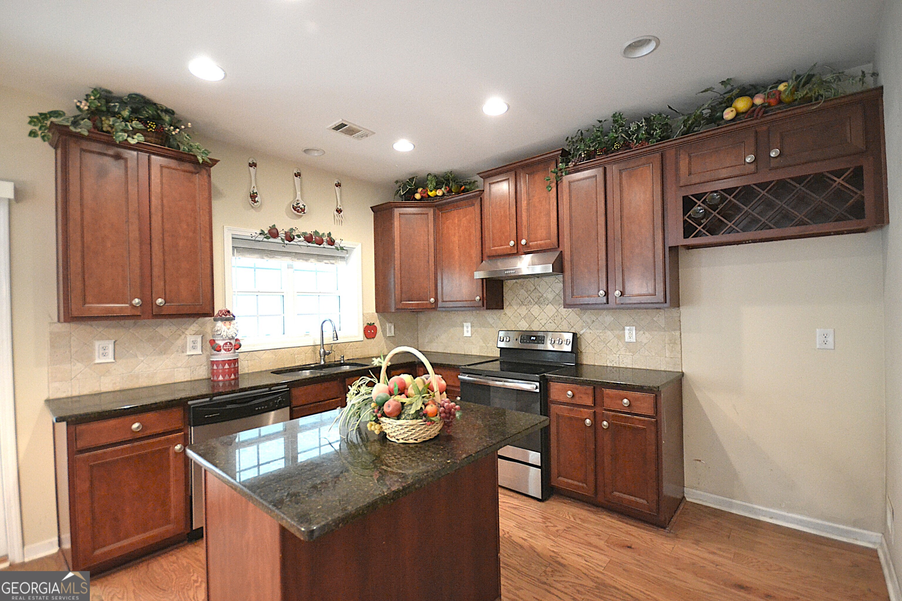 4593 Elsinore Circle Property Photo 20