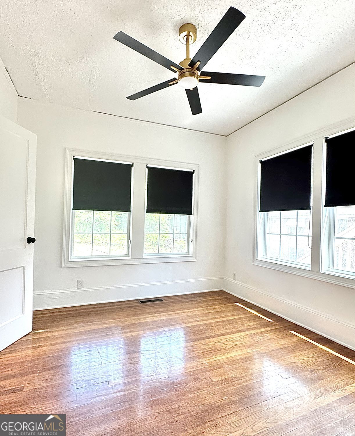 52 Delmont Drive Ne # 2 Property Photo 6