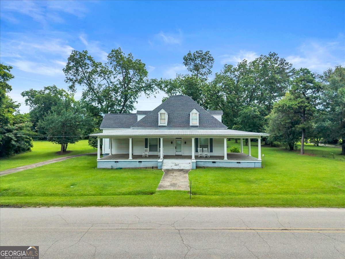 137 Church Street Property Photo 1
