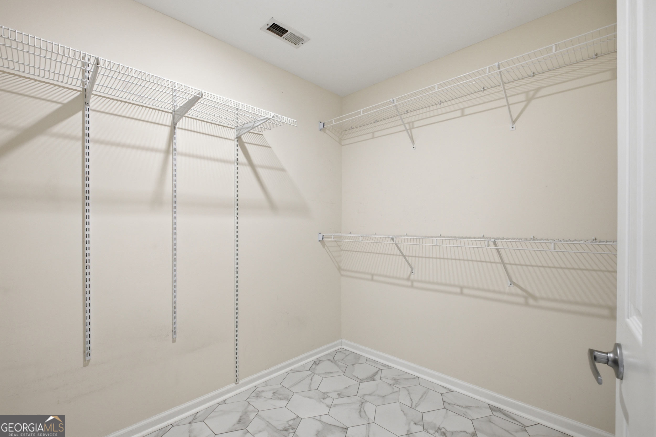 2084 York River Way Property Photo 36